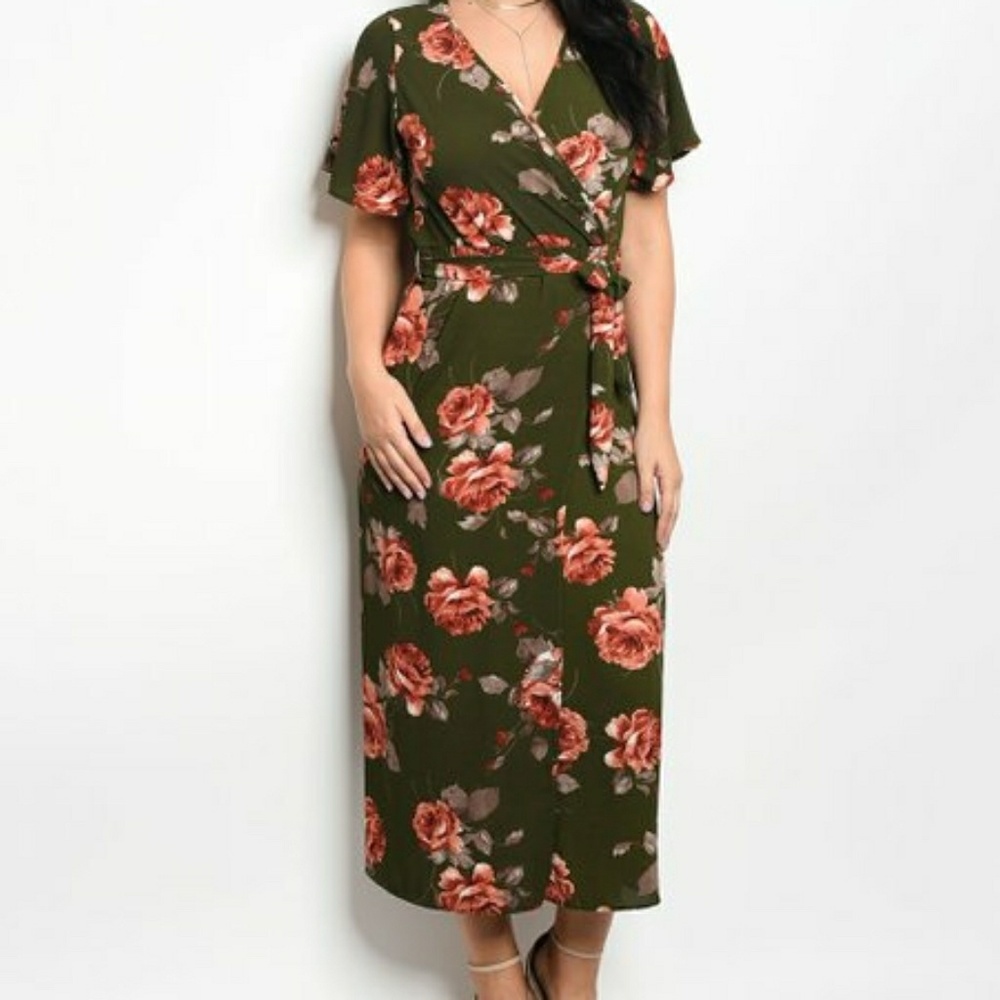 ⭐PLUS SIZE⭐Olive Floral Wrap Dress